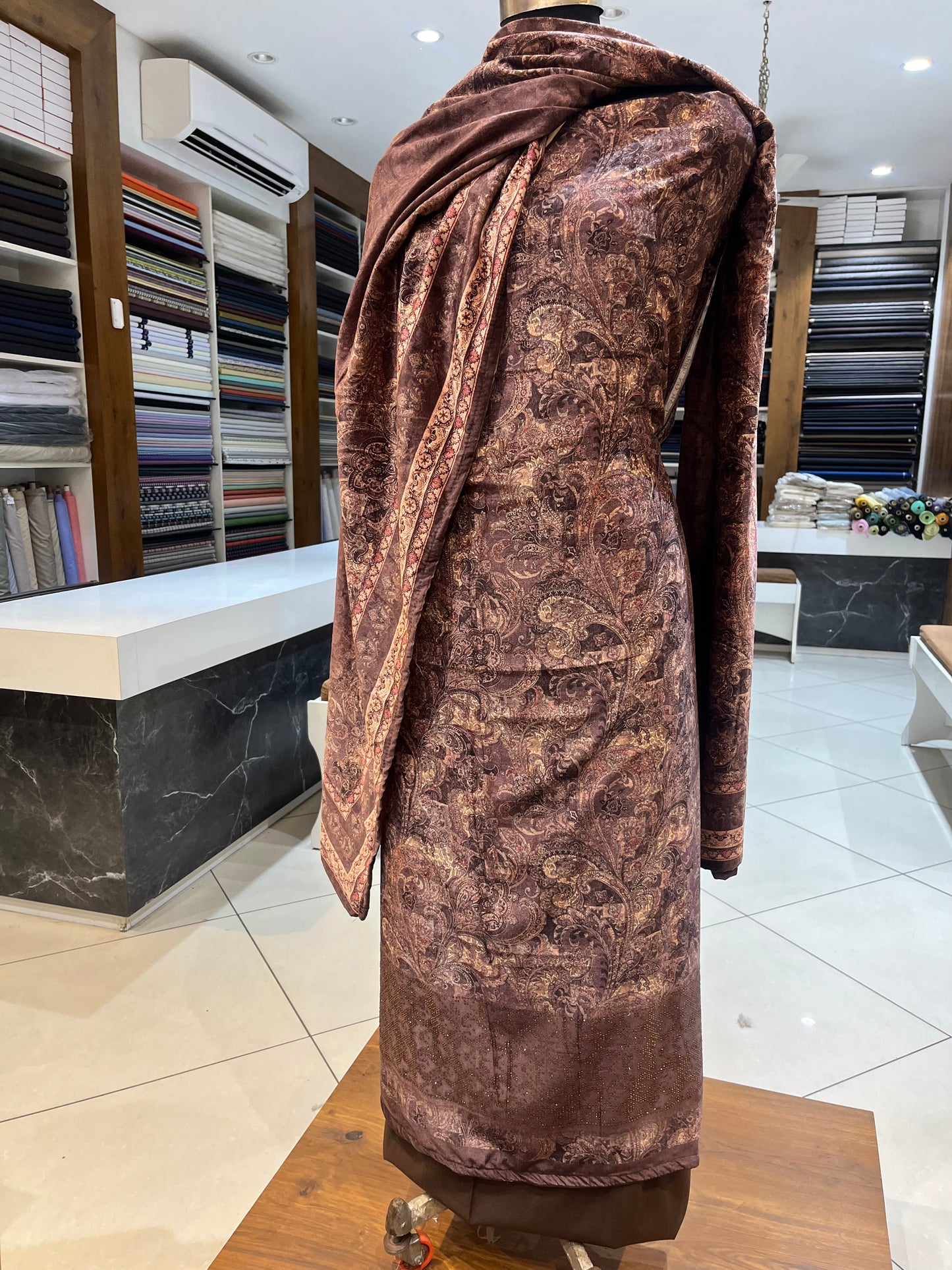 Swede velvet unstitched suit