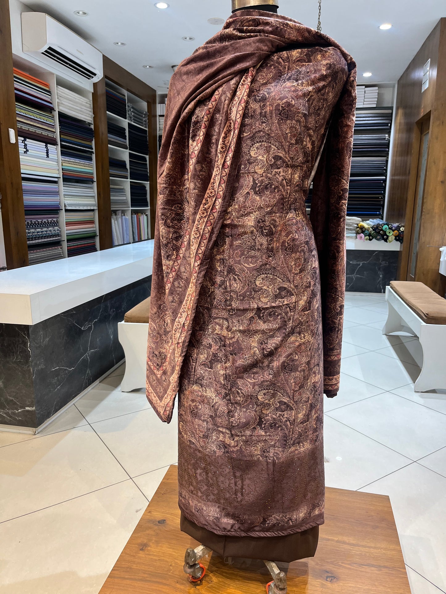 Swede velvet unstitched suit